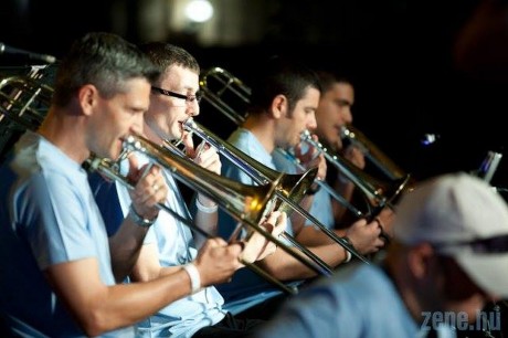 Aranyérmes lett a Fehérvár Big Band és Hámori János zenekarvezető is